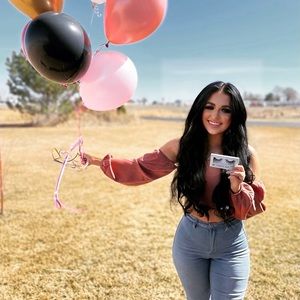 Meet your Posher, Brooke